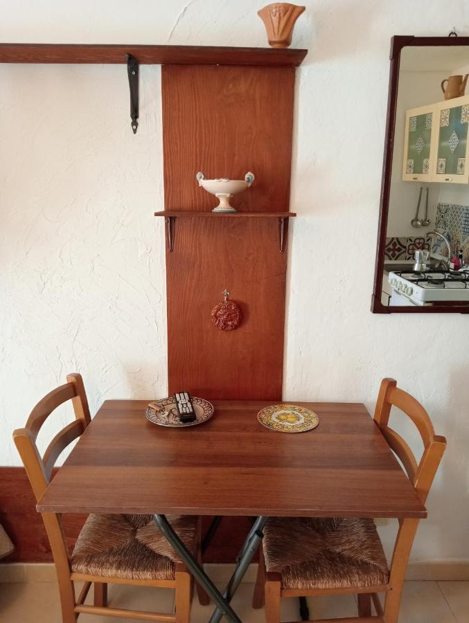 Casa Vacanze Il Girasole קלטג'ירונה מראה חיצוני תמונה
